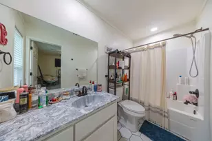 704 E 16th St, Cameron, TX 76520 - Photo 22