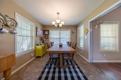 704 E 16th Street, Cameron, TX 76520 - Photo 8