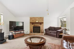 7737 Croftwood Dr, Austin, TX 78749 - Photo 4