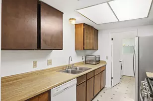 7737 Croftwood Dr, Austin, TX 78749 - Photo 14