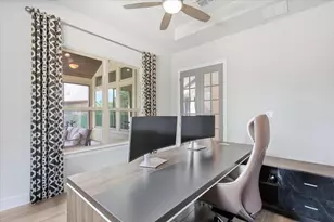 111 Loysoya St, Bastrop, TX 78602 - Photo 24