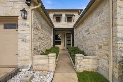 111 Loysoya Street, Bastrop, TX 78602 - Photo 4