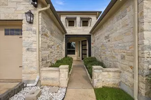 111 Loysoya St, Bastrop, TX 78602 - Photo 4