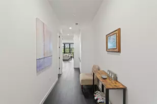 800 Embassy Dr, Austin, TX 78702 - Photo 2