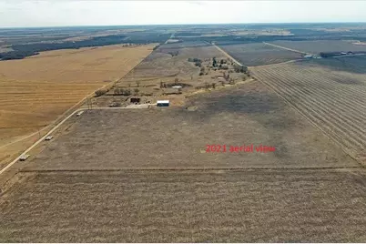 2000 County Road 453, Coupland, TX 78615 - Photo 2