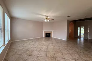 331 Primrose Blvd, Kyle, TX 78640 - Photo 4