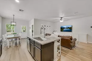 115 Cibolo Creek Dr, Kyle, TX 78640 - Photo 10