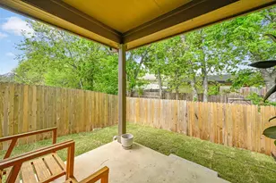 115 Cibolo Creek Dr, Kyle, TX 78640 - Photo 24