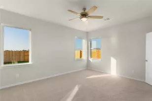 25628 Wheat Seed Ln, Elgin, TX 78621 - Photo 10