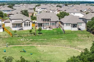 200 Draco St, Georgetown, TX 78628 - Photo 1