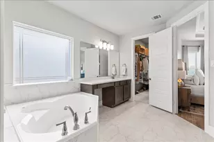 200 Draco St, Georgetown, TX 78628 - Photo 10