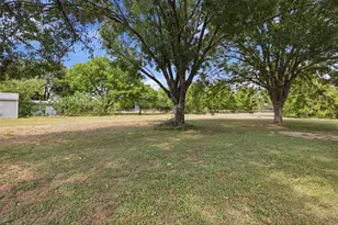 50208 Eagle Trace Dr, Georgetown, TX 78626 - Photo 14
