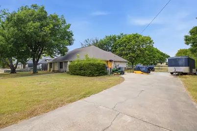 50208 Eagle Trace Drive, Georgetown, TX 78626 - Photo 2
