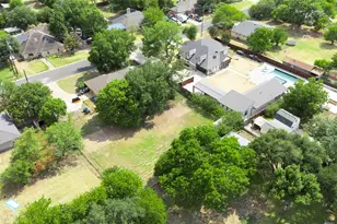50208 Eagle Trace Dr, Georgetown, TX 78626 - Photo 18