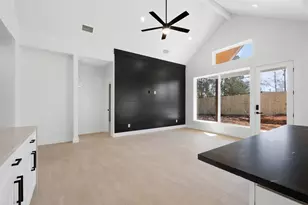 113 Eaglenest Ct, Smithville, TX 78957 - Photo 18