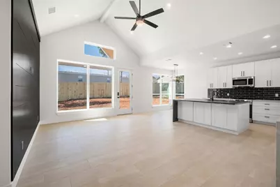 113 Eaglenest Court, Smithville, TX 78957 - Photo 10