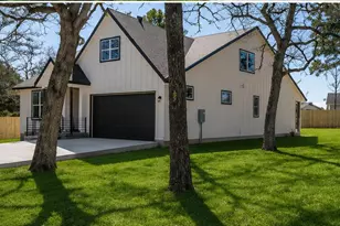 113 Eaglenest Ct, Smithville, TX 78957 - Photo 2