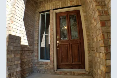 2208 Hayfield Square, Pflugerville, TX 78660 - Photo 2