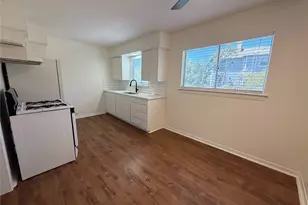3106 Duval St, Austin, TX 78705 - Photo 4