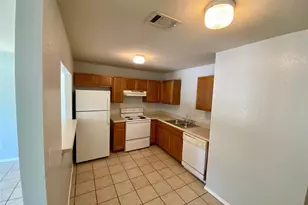 6506 Santos St, Austin, TX 78741 - Photo 4