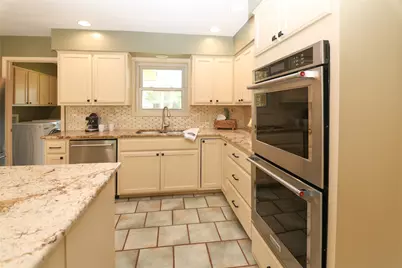 10901 Country Knoll Knolls, Austin, TX 78750 - Photo 12