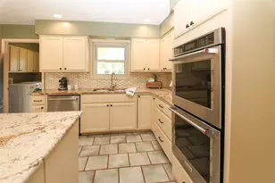 10901 Country Knoll Knolls, Austin, TX 78750 - Photo 12