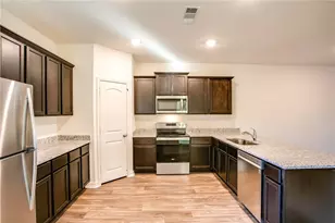 19024 Quiet Range Dr, Elgin, TX 78621 - Photo 10