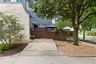 2600 Tom Miller St, Austin, TX 78723 - Photo 2