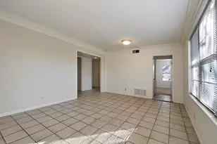 2819 San Gabriel St, Austin, TX 78705 - Photo 6