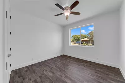 515 Sun Ray, Horseshoe Bay, TX 78657 - Photo 8