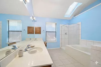 1801 Twisted Oak Drive, Leander, TX 78641 - Photo 14
