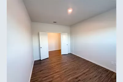 300 Arnage Drive, Hutto, TX 78634 - Photo 14