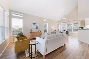 207 Wesley Ridge Dr, Spicewood, TX 78669 - Photo 8