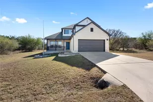 207 Wesley Ridge Dr, Spicewood, TX 78669 - Photo 2