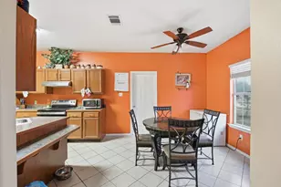 106 Luna Vista Cove, Del Valle, TX 78617 - Photo 6