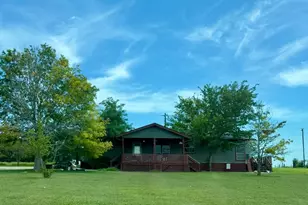 81 Roots Rd, Martindale, TX 78655 - Photo 2