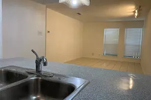 2708 S 1st St, Austin, TX 78704 - Photo 12