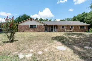 531 Sierra Dr, Rockdale, TX 76567 - Photo 2