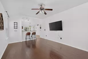 671 Tumlinson Fort Way, Round Rock, TX 78664 - Photo 8