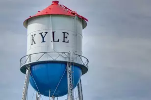 415 Coyote Crk Wy, Kyle, TX 78640 - Photo 20