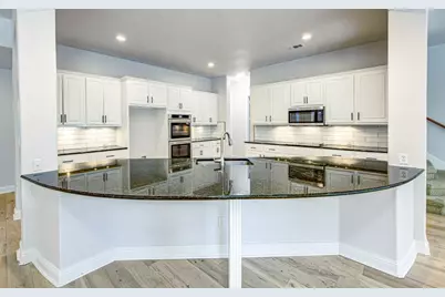 5701 Laguna Cliff Lane, Austin, TX 78734 - Photo 10