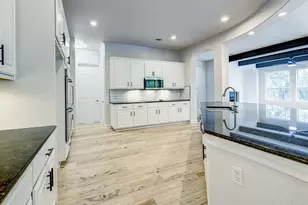 5701 Laguna Cliff Ln, Austin, TX 78734 - Photo 8