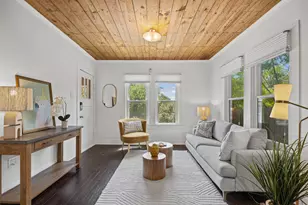 2702 E 22nd St, Austin, TX 78722 - Photo 4