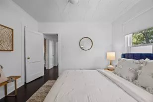2702 E 22nd St, Austin, TX 78722 - Photo 18