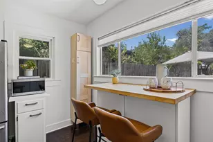2702 E 22nd St, Austin, TX 78722 - Photo 14