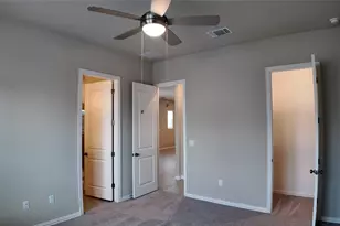 4806 Warm Wassail Dr, Austin, TX 78747 - Photo 10