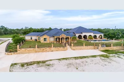 761 Allison Lane, San Marcos, TX 78666 - Photo 2