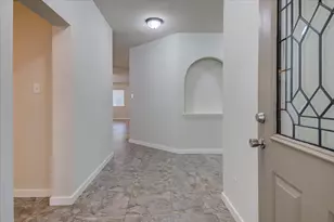 2702 Greenlee Dr, Leander, TX 78641 - Photo 4