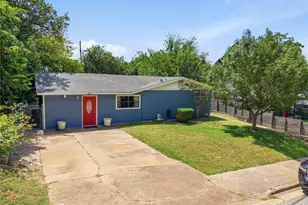 4611 S 2nd St, Austin, TX 78745 - Photo 2