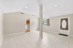 4611 S 2nd St, Austin, TX 78745 - Photo 8